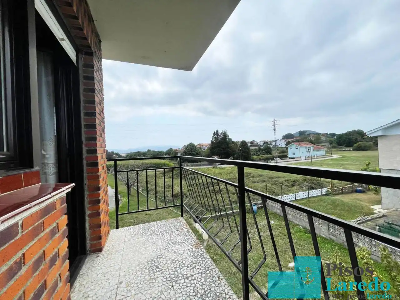 Balcony of Houses for sale in Argoños   with Heating, Private garden and Parquet flooring