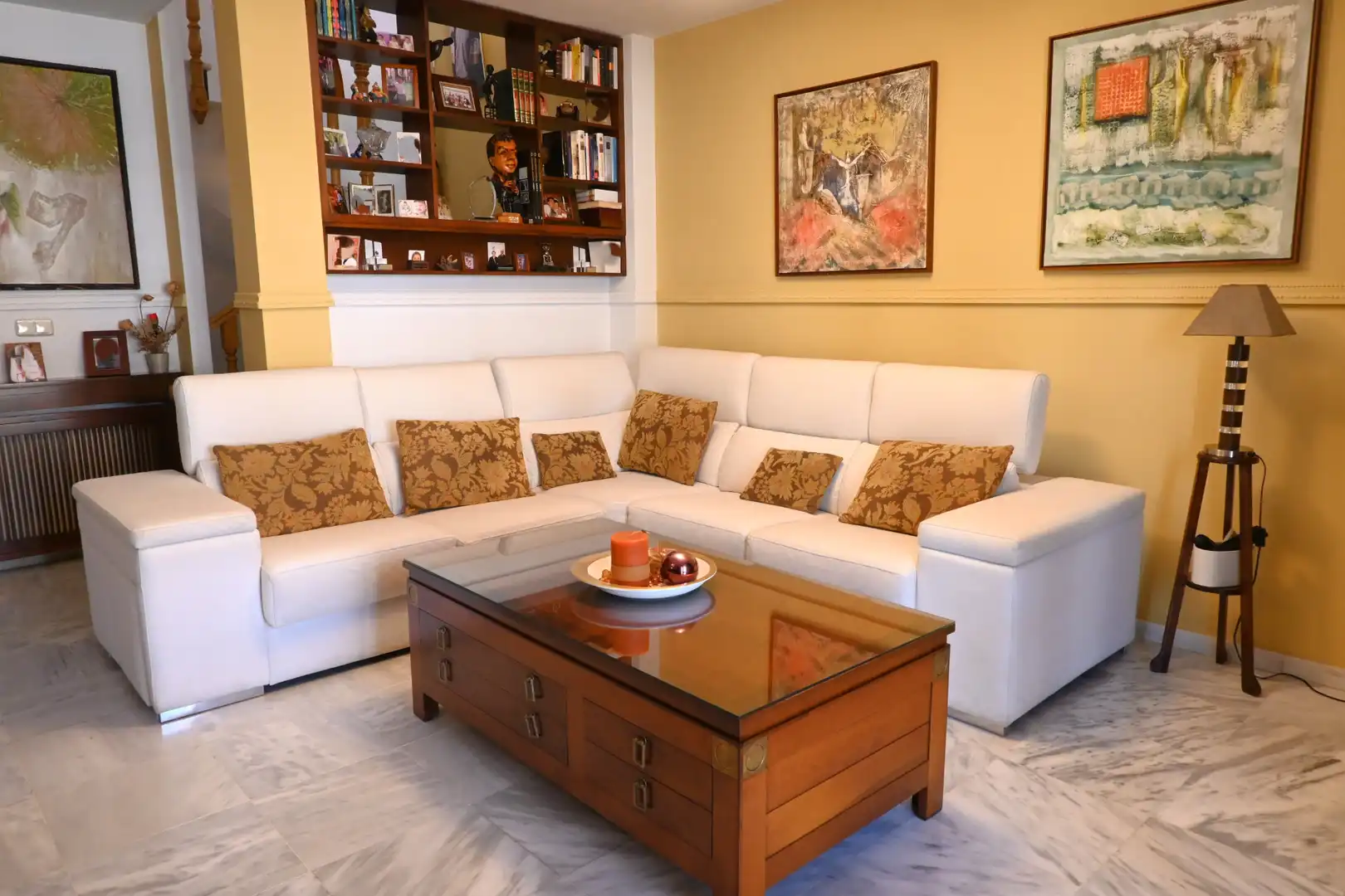 Sala de estar de Casa adosada en venta en Las Gabias con Aire acondicionado, Calefacción y Terraza
