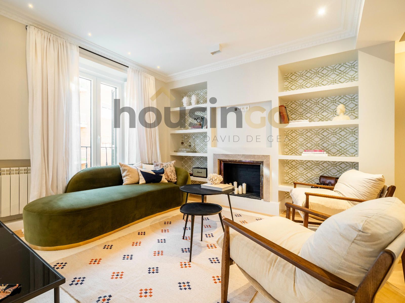 Living room of Attic for sale in  Madrid Capital  with Air Conditioner, Terrace and Furnished