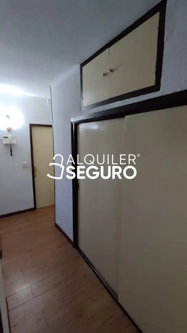 Schlafzimmer von Wohnung zur Miete in Madrid mit Heizung, Terrasse und Möbliert