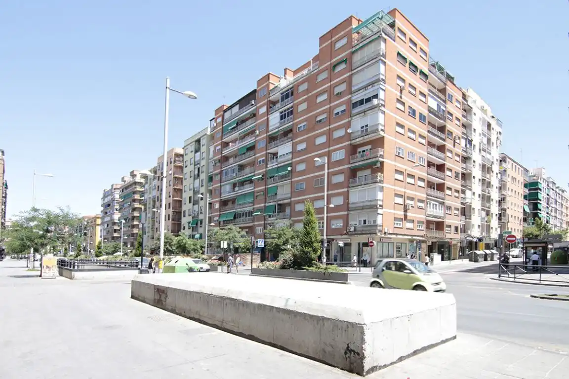 Exterior view of Flat for rent in Granada  with Heating, Furnished and Balcony