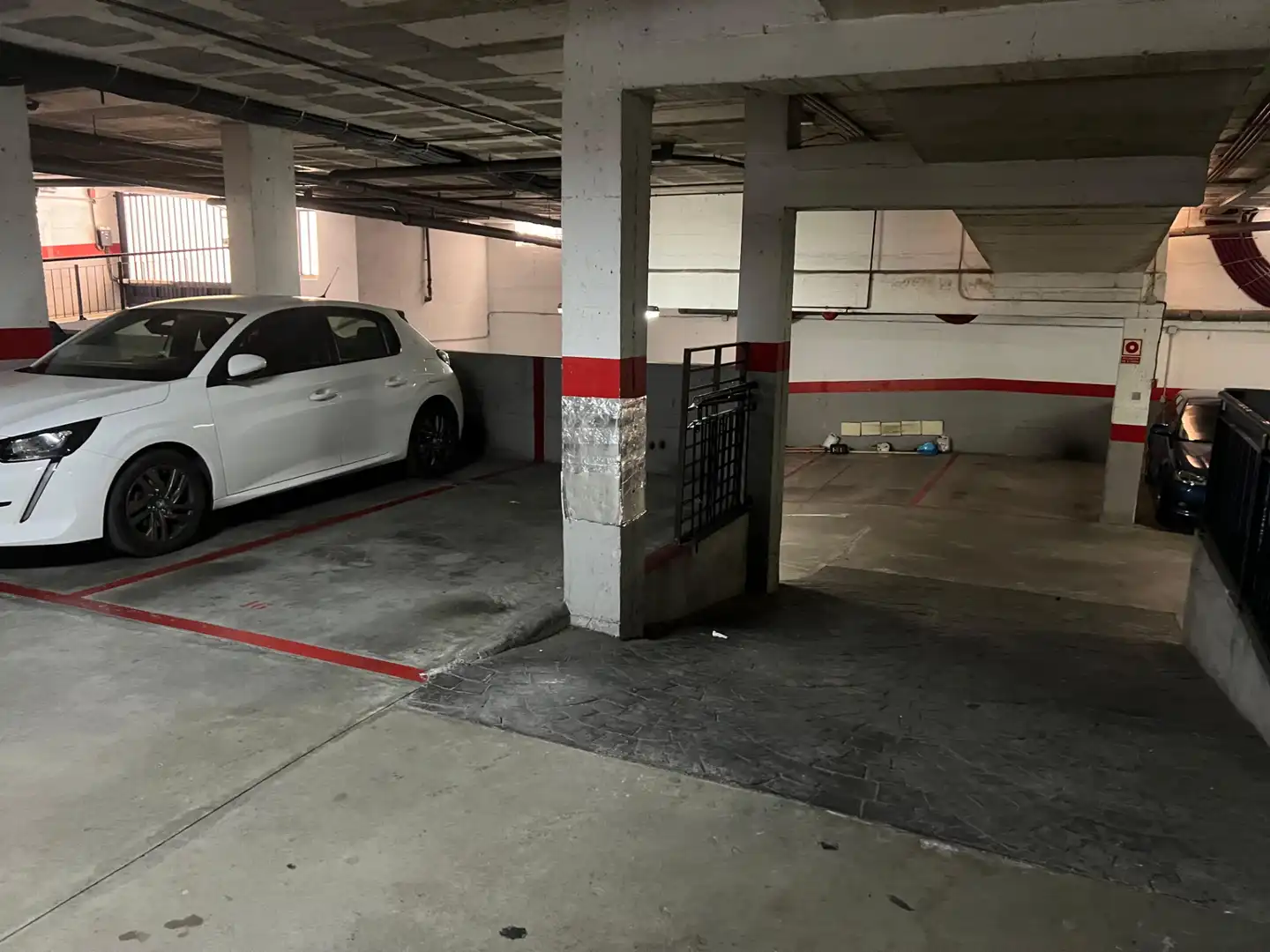 Parking de Piso en venta en Torremolinos con Aire acondicionado, Calefacción y Trastero