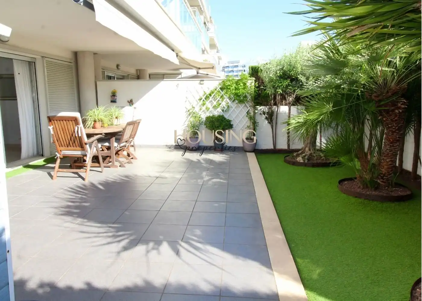 Ground floor for rent in Les Maravelles