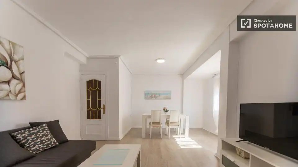 Habitación en El Cabanyal - El Canyamelar