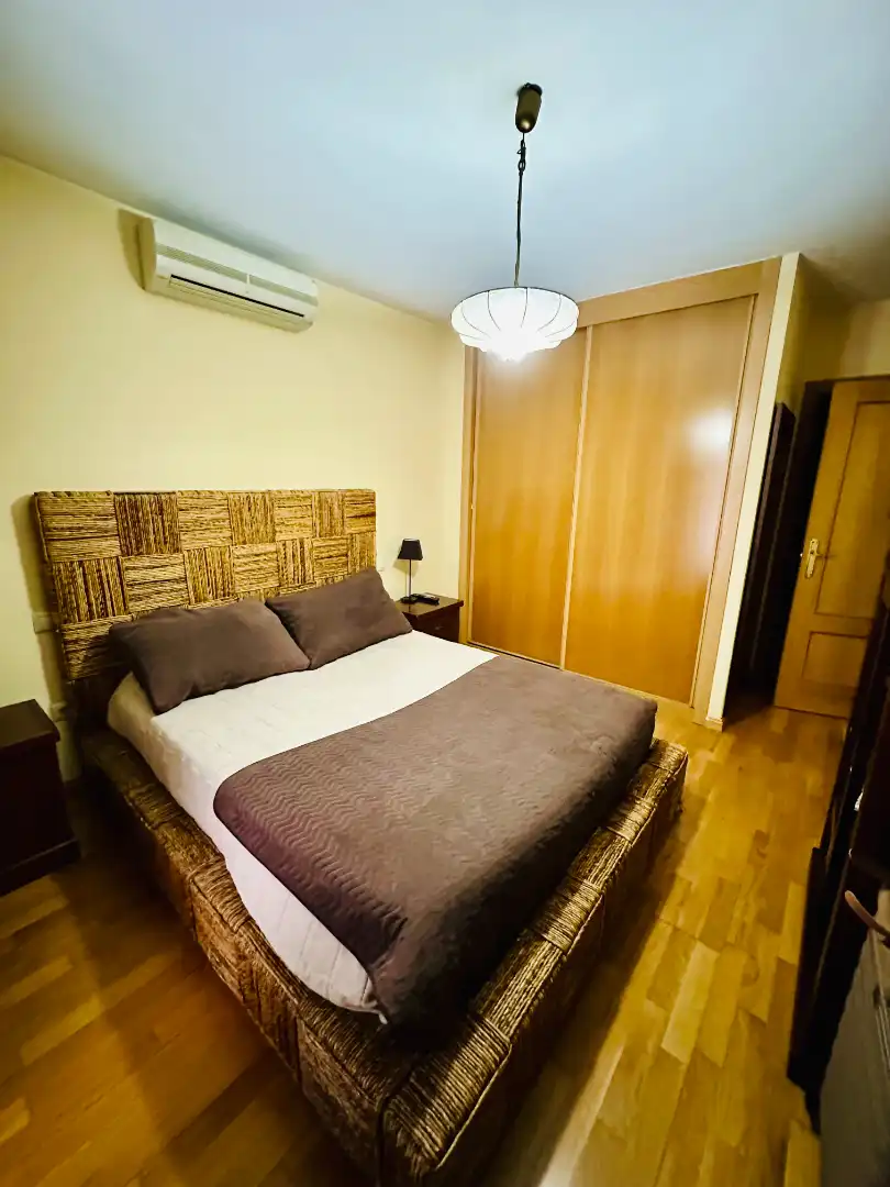 Habitación de Casa adosada en venta en Parla con Aire acondicionado, Calefacción y Jardín privado