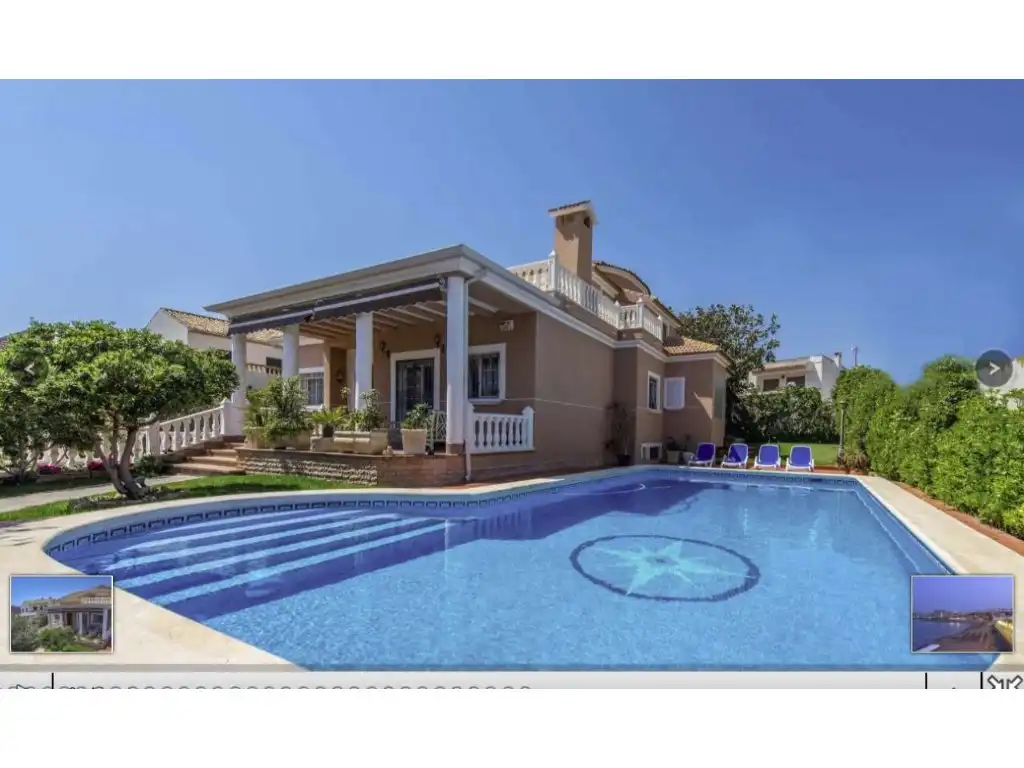 Casa amb piscina en venda a Calle Hibiscus De Los