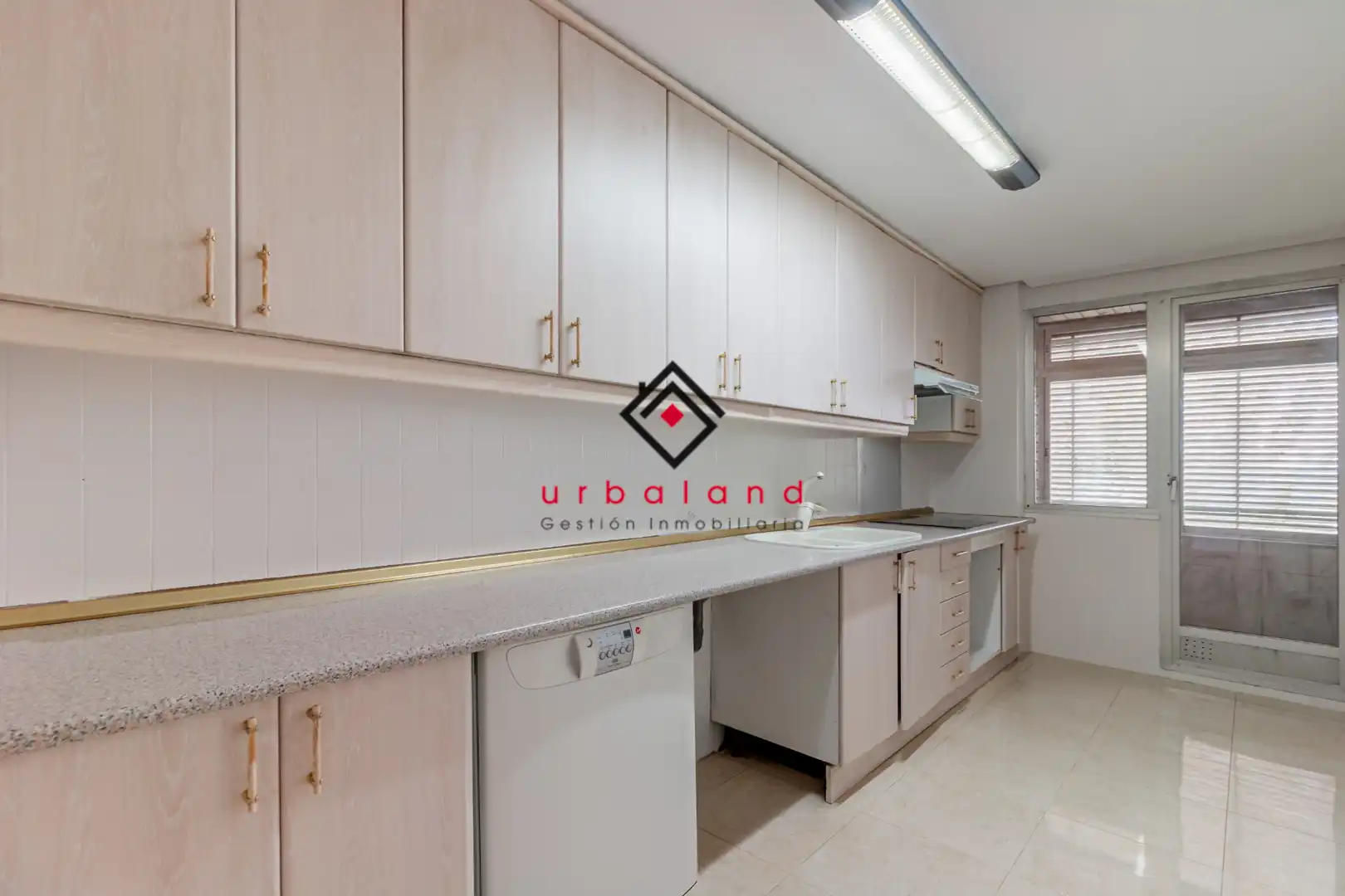 Kitchen of Attic for sale in Madrid  with Air Conditioner, Heating and Terrace