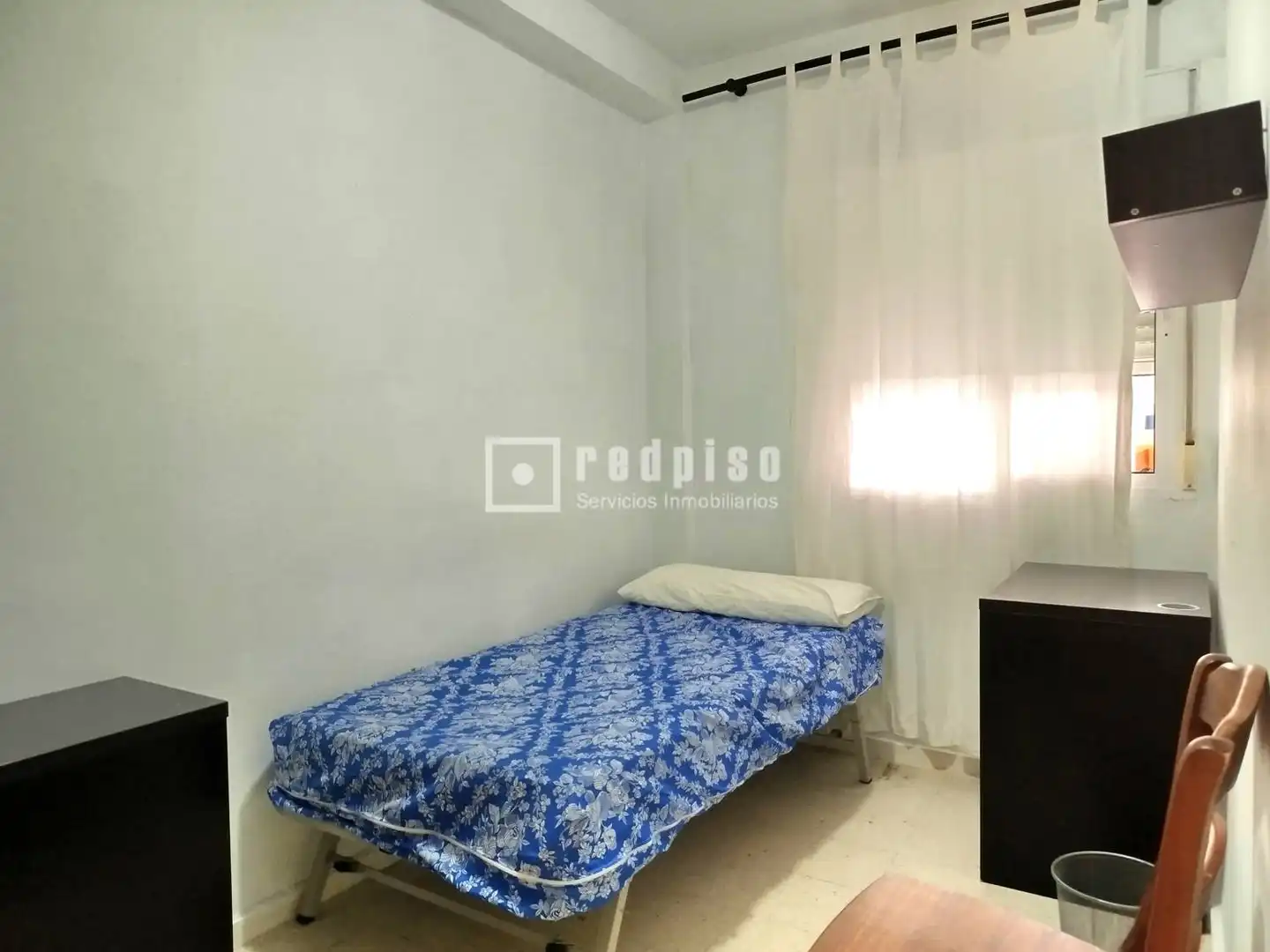 Bedroom of Flat for rent in Sevilla  with Air Conditioner, Private garden and Terrace