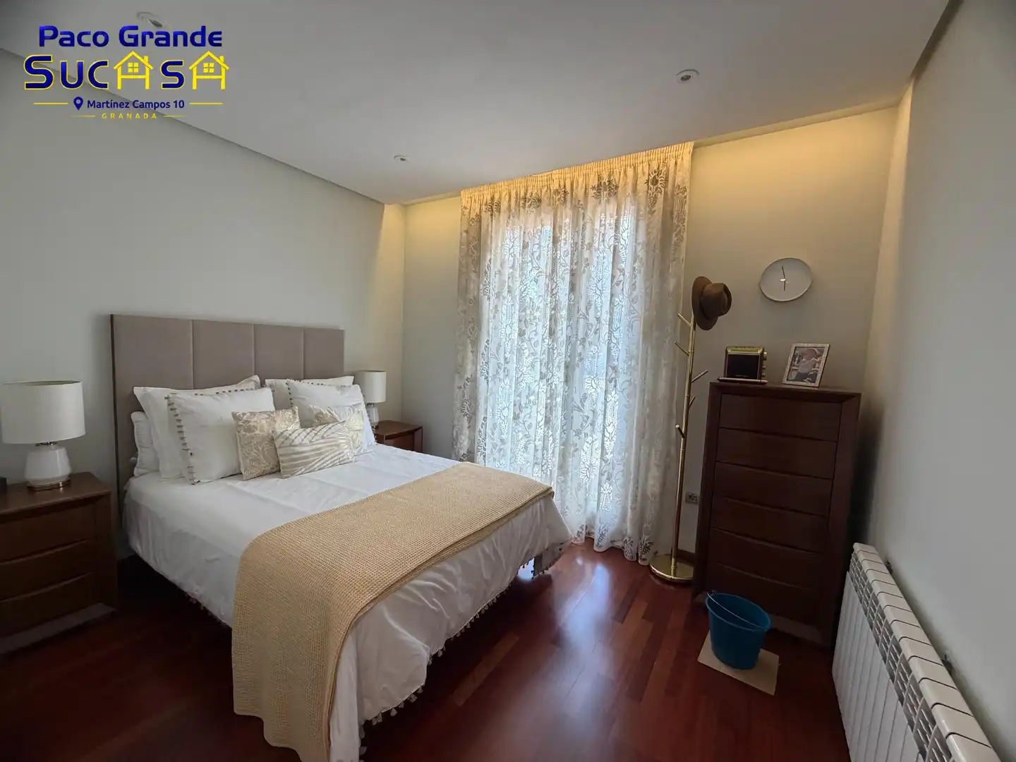 Bedroom of Flat for rent in Granada  with Air Conditioner, Heating and Parquet flooring