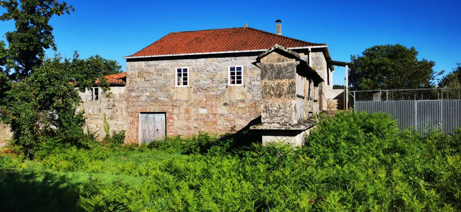 House for sale in Monterroso