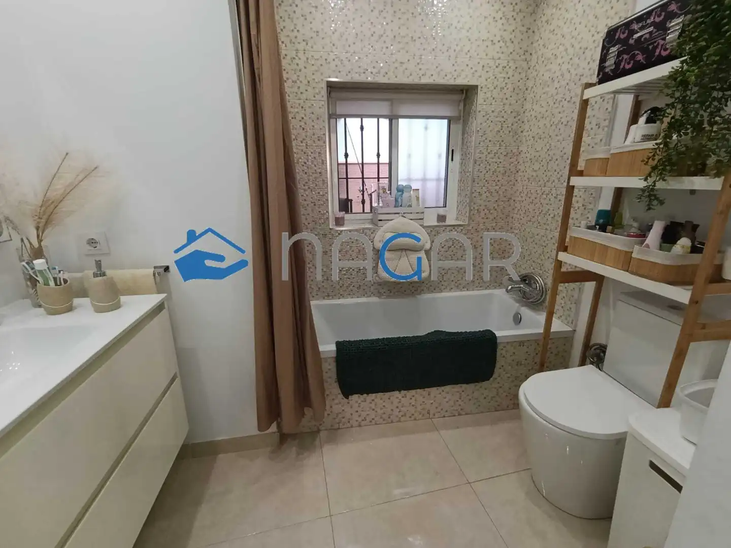 Bany de Casa o xalet en venda en La Línea de la Concepción amb Aire condicionat i Terrassa