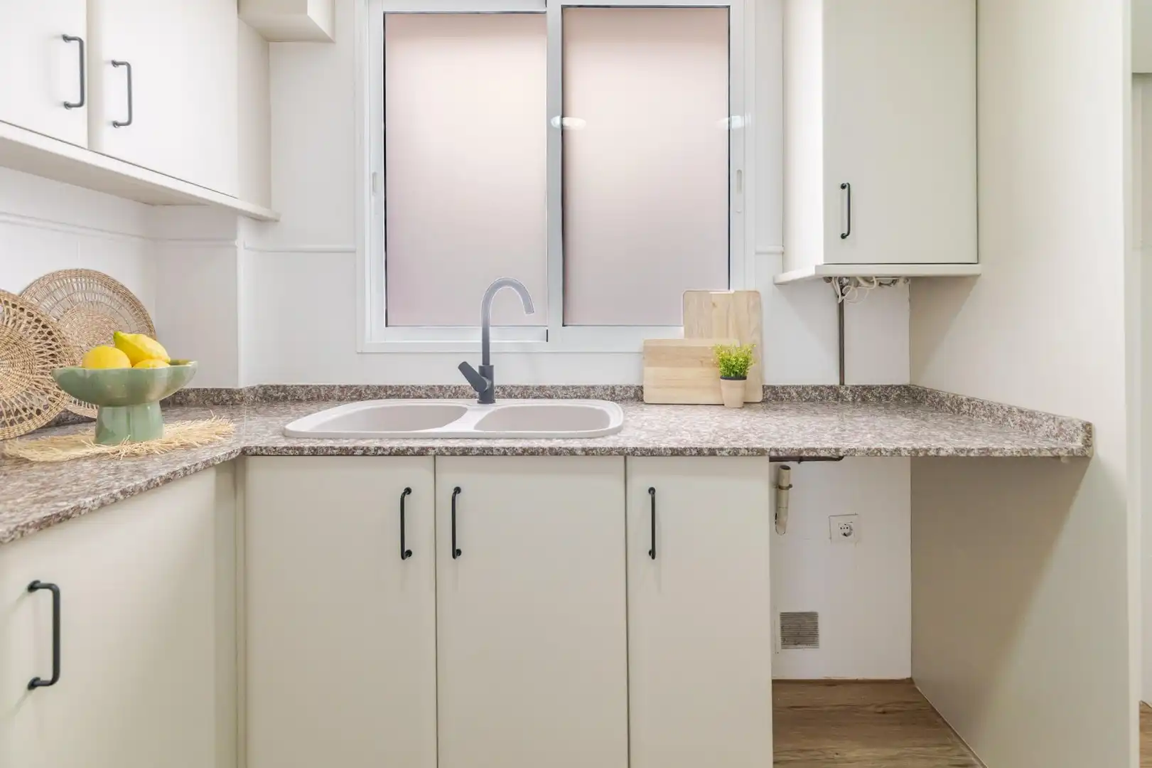 Cocina de Piso en venta en Valencia con Jardín privado, Parquet y Balcón