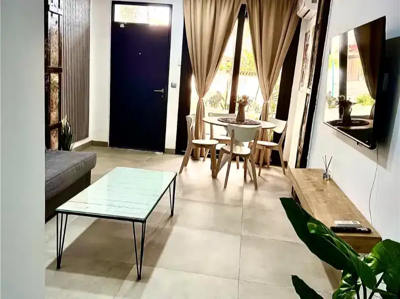 Wohnzimmer von Wohnungen zur Miete in Torremolinos mit Klimaanlage und Schwimmbad