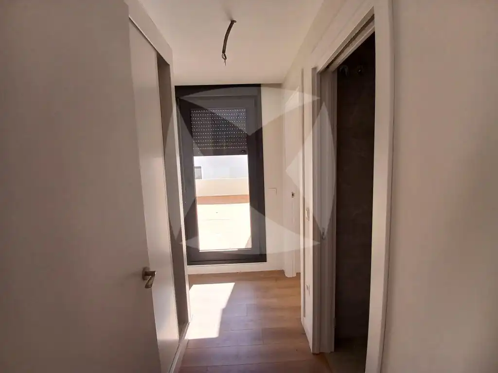 Wohnung zur Miete in Badajoz mit Klimaanlage, Privatgarten und Terrasse