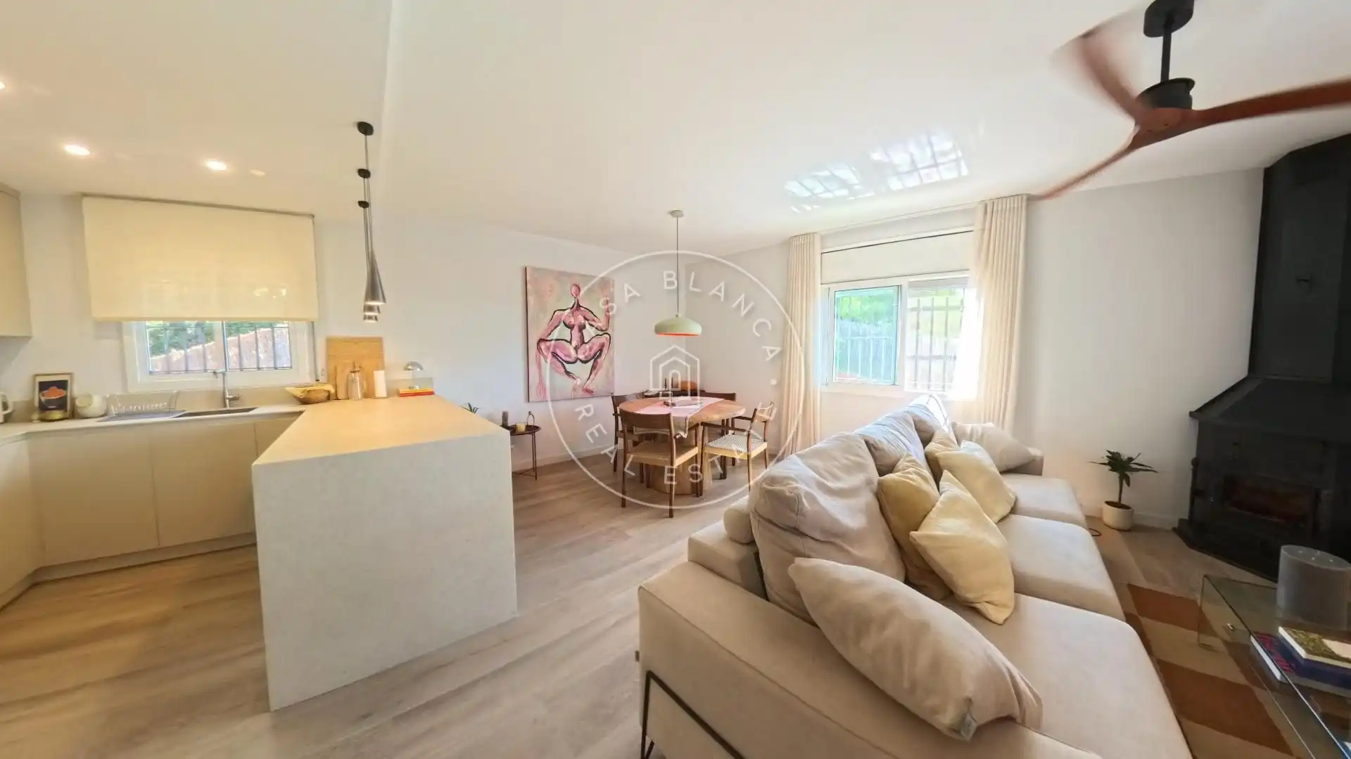 Sala d'estar de Casa o xalet en venda en Lloret de Mar amb Calefacció, Jardí privat i Traster