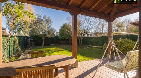 Foto 3 de Casa o xalet en venda a Mutilva - Avenida Pamplona, Aranguren, Navarra