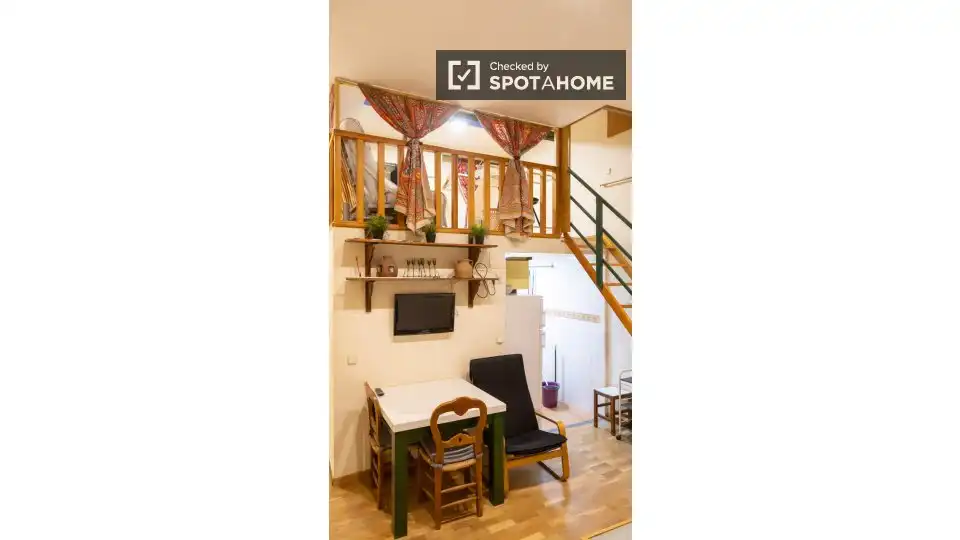 Vista exterior de Apartament per a compartir en Madrid amb Aire condicionat, Calefacció i Terrassa
