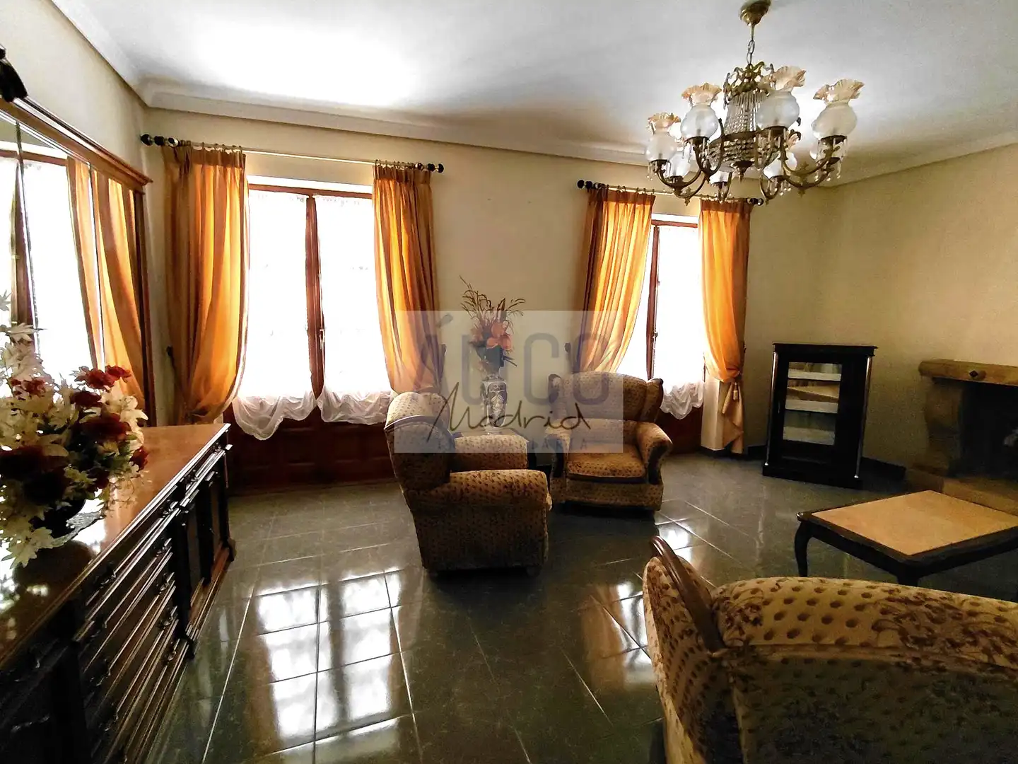 Sala d'estar de Casa o xalet en venda en Cózar amb Calefacció i Terrassa
