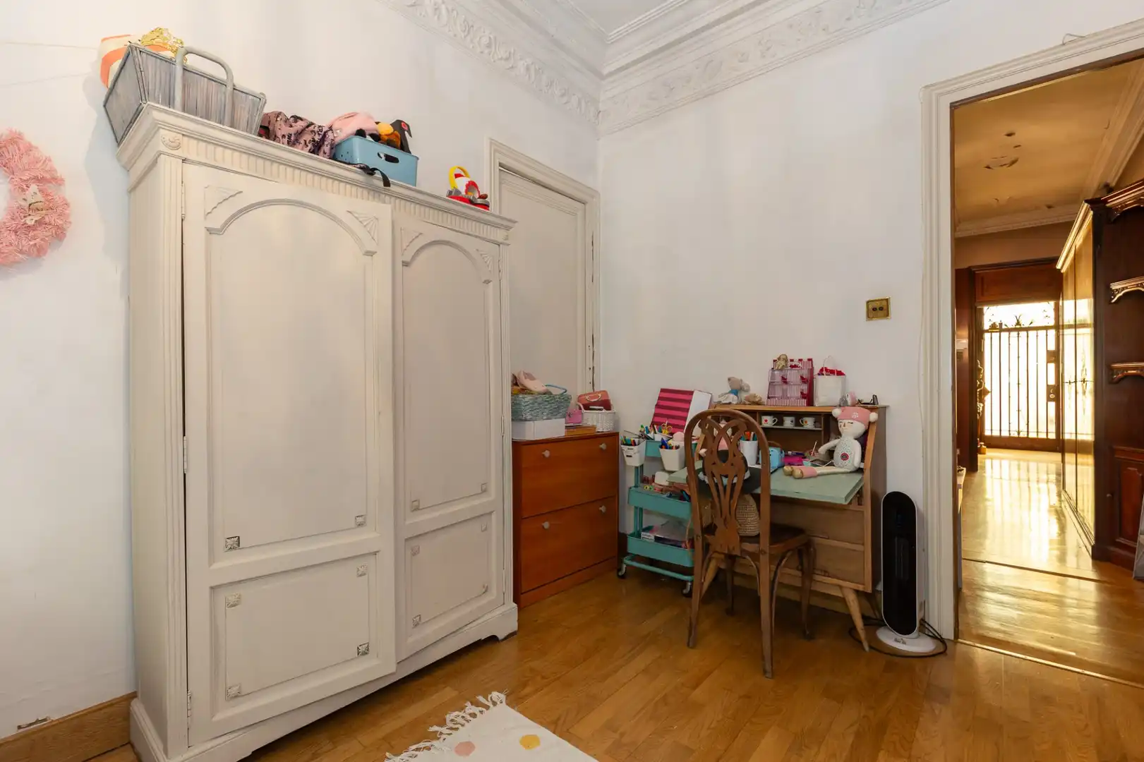 Schlafzimmer von Einfamilien-Reihenhaus zum Verkauf in Barcelona mit Terrasse und Abstellraum