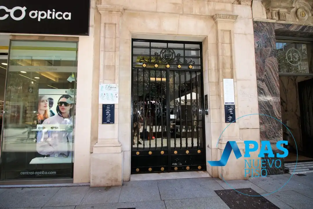 Piso en venta en Calle Lealtad, Centro - Ayuntamiento