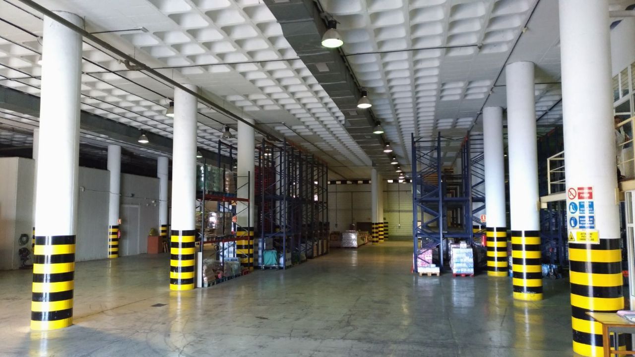 Nau industrial en venda en Adeje