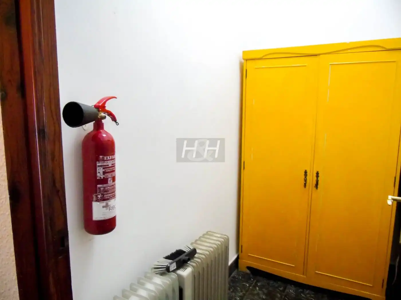 Habitación de Piso de alquiler en Burjassot con Calefacción, Amueblado y Balcón