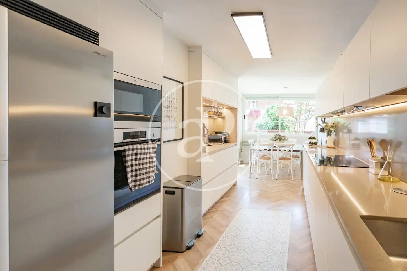 Cocina de Casa adosada de alquiler en Las Rozas de Madrid con Aire acondicionado, Calefacción y Jardín privado