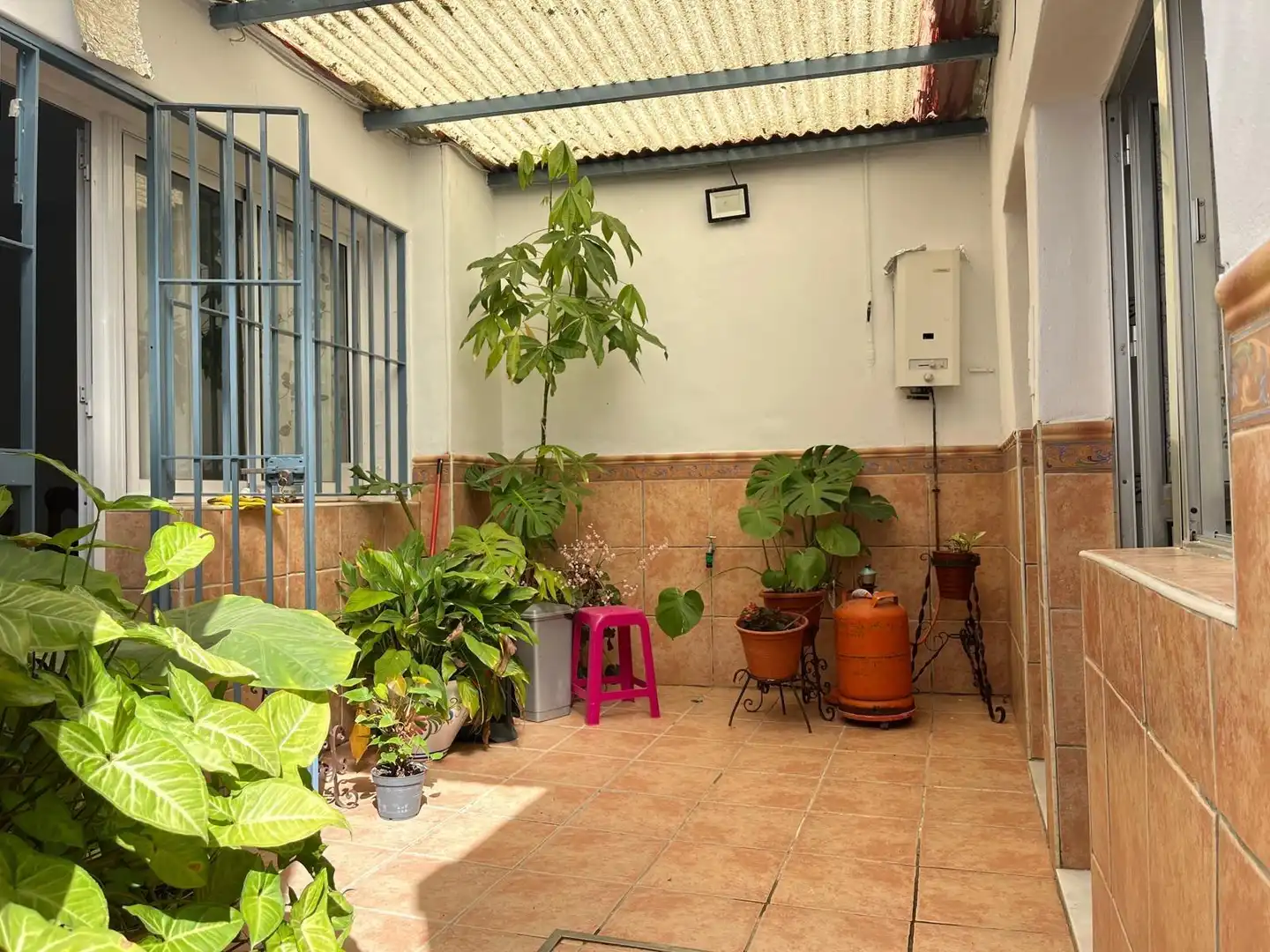 Terrassa de Casa o xalet en venda en Dos Hermanas amb Aire condicionat, Terrassa i Traster