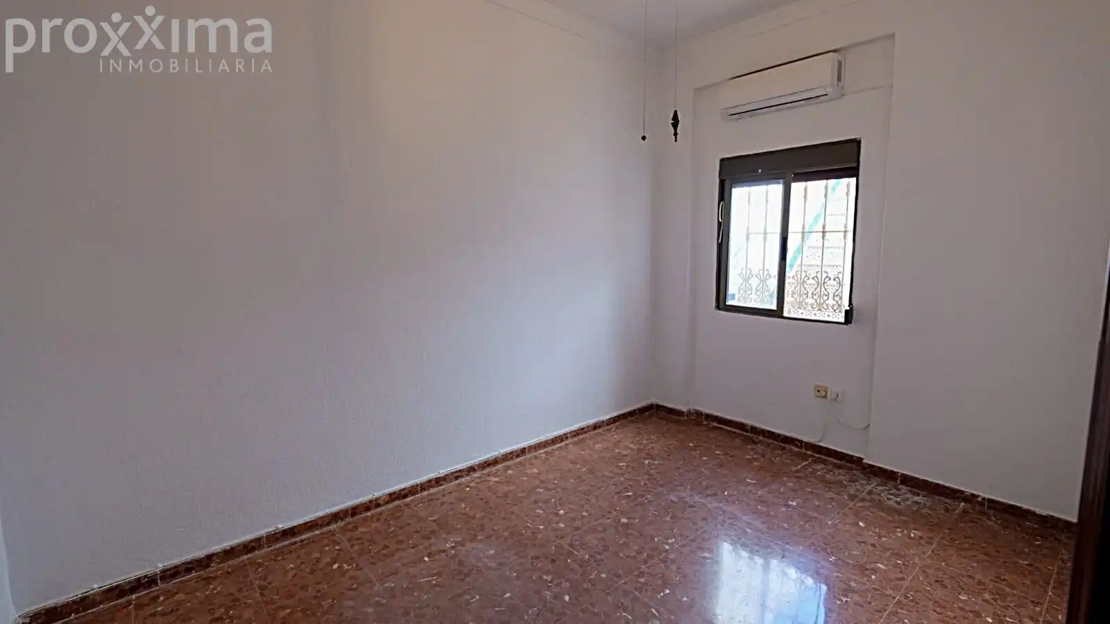 Bedroom of Houses for sale in Alcalá de Guadaira