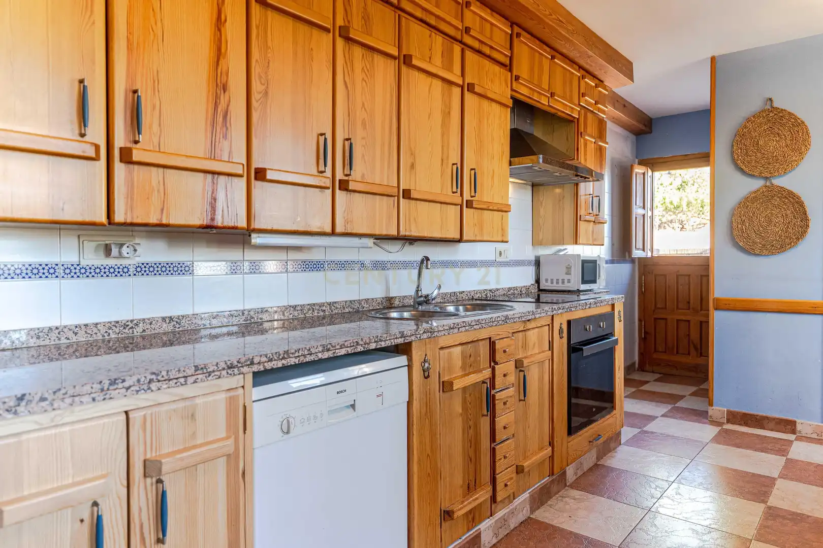 Cocina de Casa o chalet en venta en Nívar con Jardín privado, Trastero y Piscina