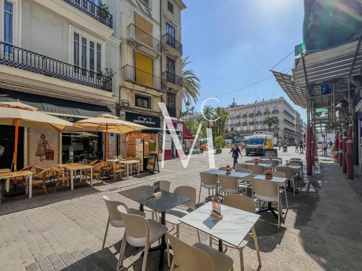 Vista exterior de Local de lloguer en Valencia