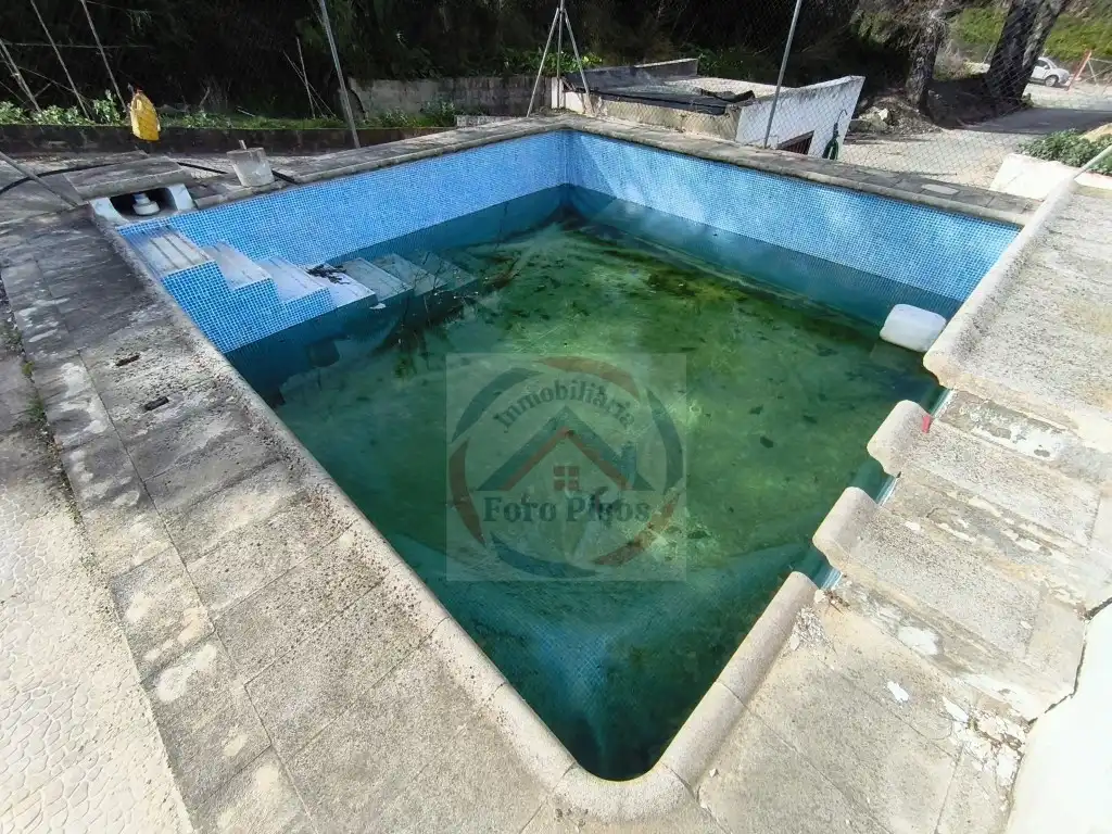 Swimming pool of Residential for sale in La Llosa de Ranes