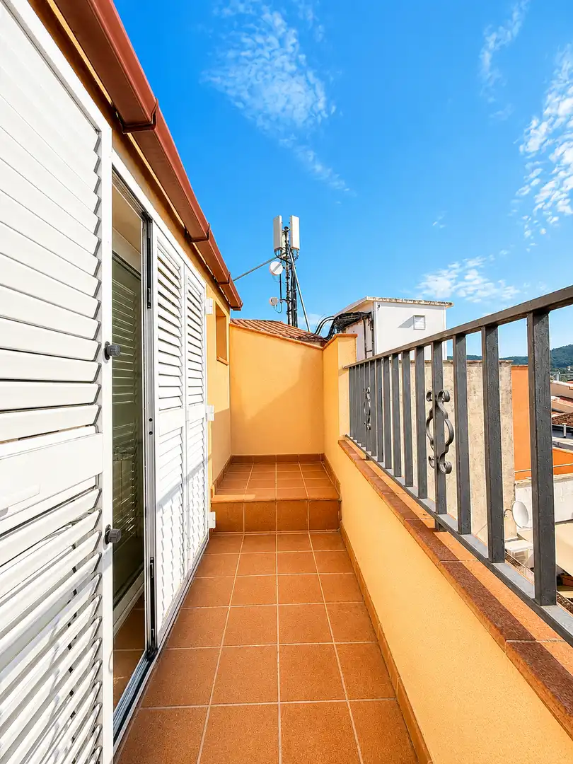 Terrassa de Dúplex en venda en Matadepera amb Calefacció, Moblat i Forn