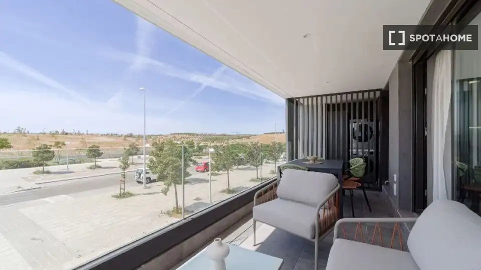 Room in Valdebebas - Valdefuentes