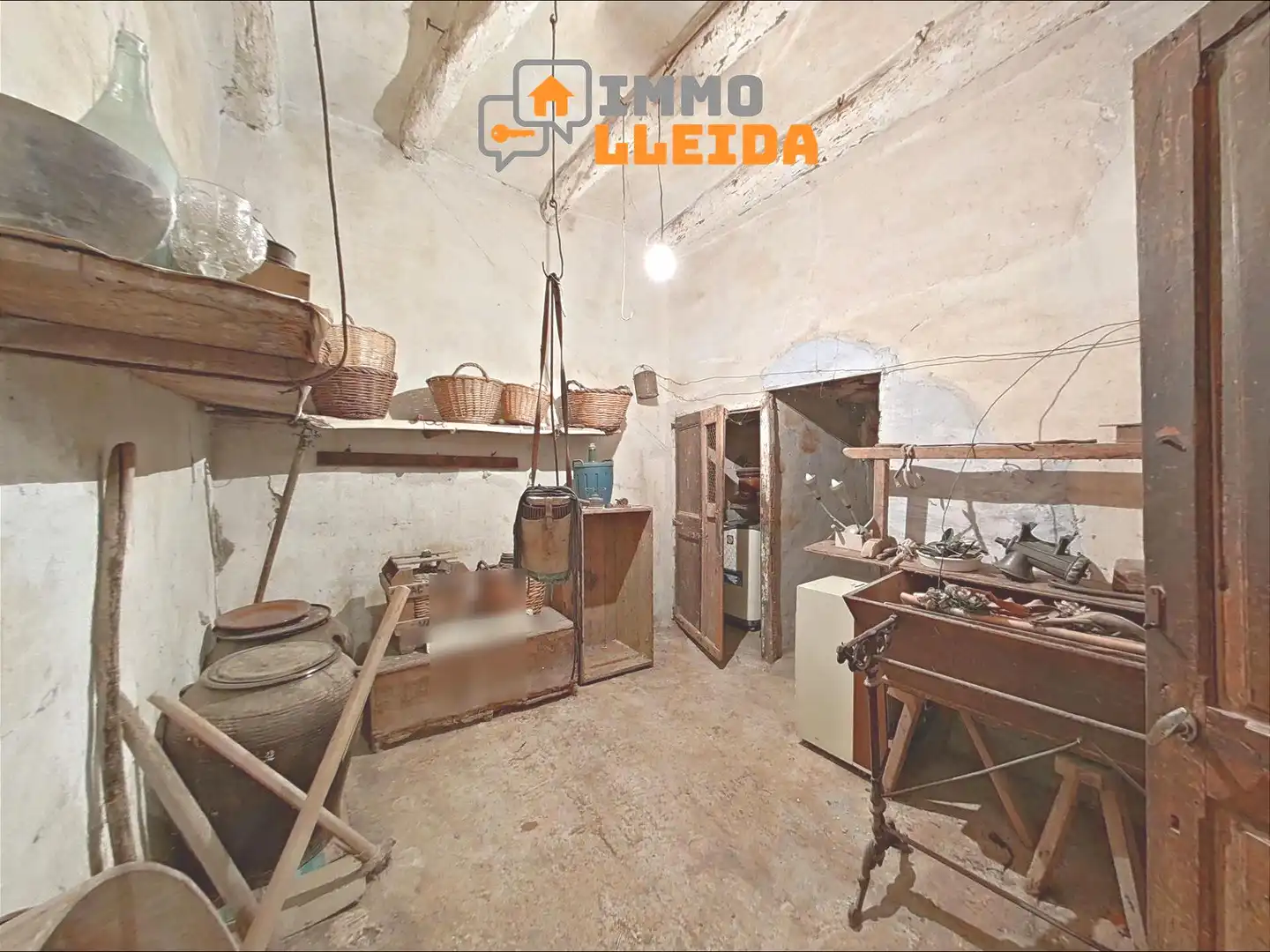 Casa adosada en venda en Vallbona de Les Monges amb Terrassa, Traster i Moblat