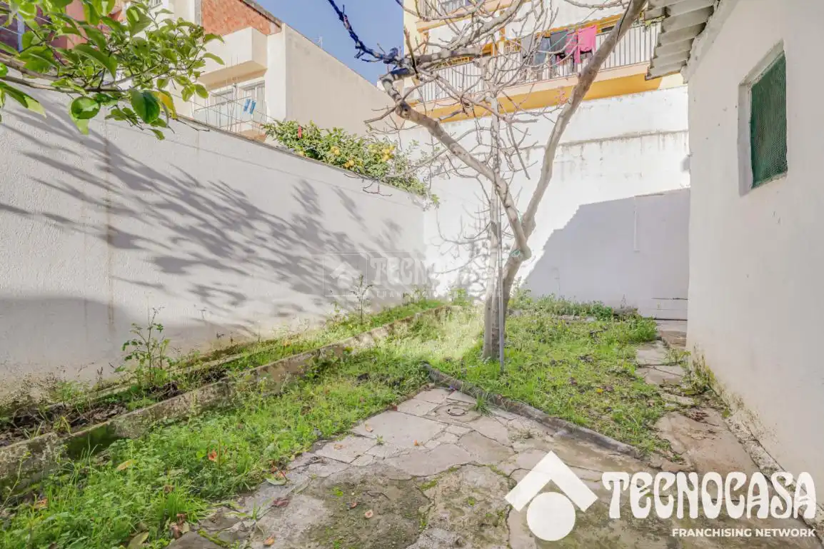 Jardín de Piso en venta en Santa Coloma de Gramenet con Terraza y Trastero