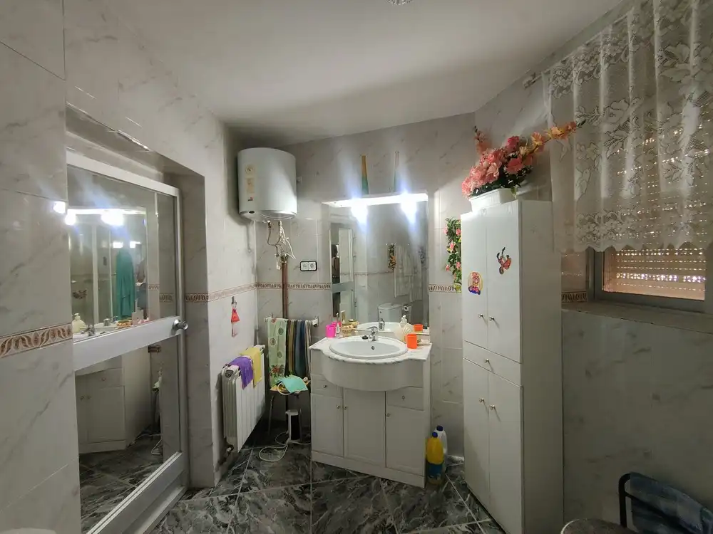 Bany de Casa o xalet en venda en Azután amb Calefacció i Traster