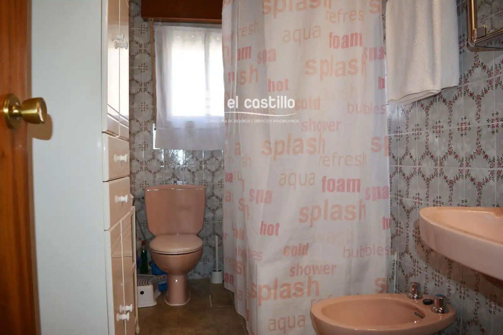 Baño de Piso en venta en La Adrada  con Aire acondicionado, Calefacción y Terraza
