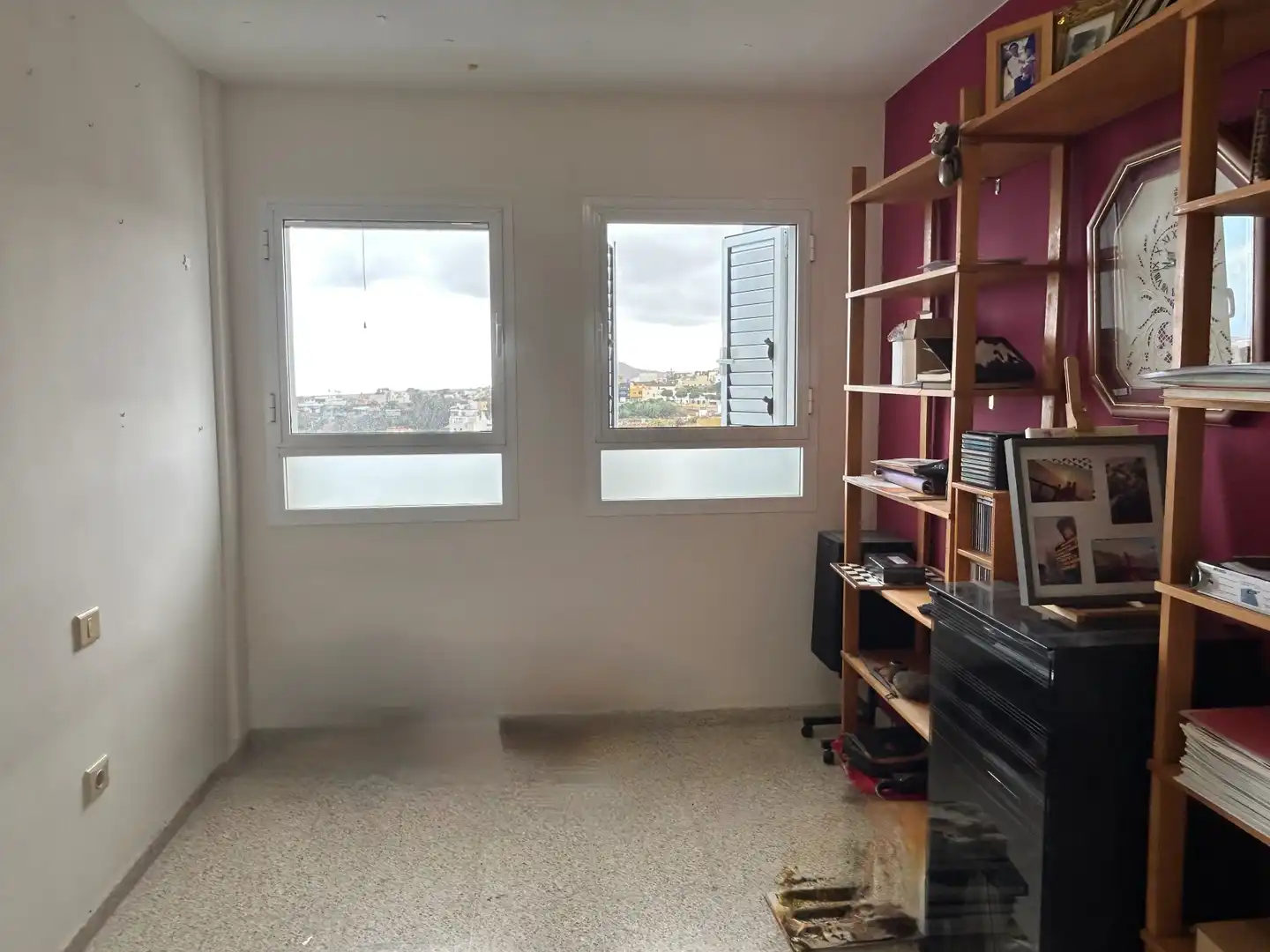 Habitación de Dúplex en venta en Telde con Trastero, Horno y Lavadora