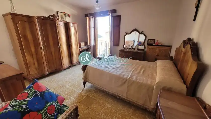 Habitación de Casa o chalet de alquiler en Navas de Riofrío con Calefacción y Balcón