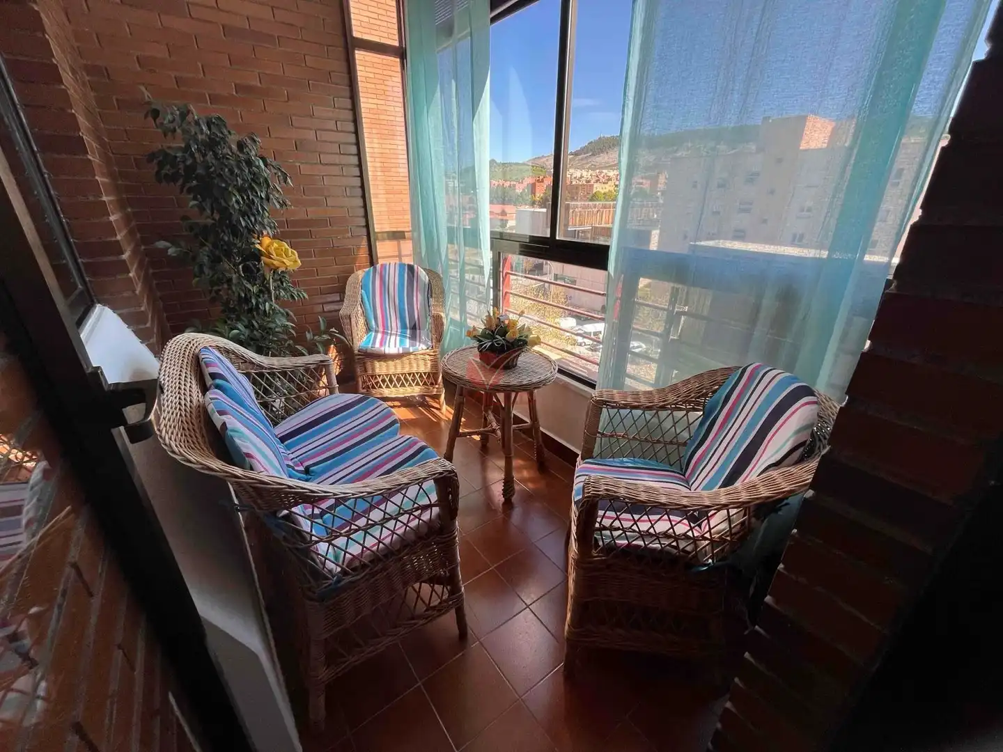 Balcony of Flat for rent in Cuenca  with Air Conditioner, Heating and Furnished