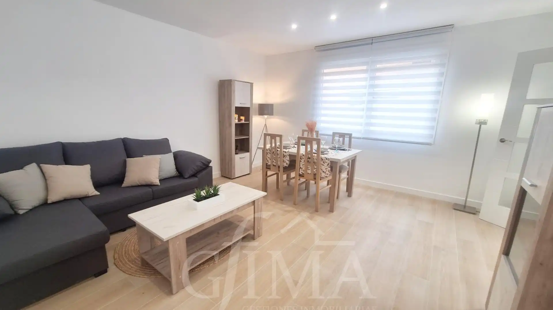Living room of Detached homes for sale in Tomelloso  with Air Conditioner, Heating and Terrace