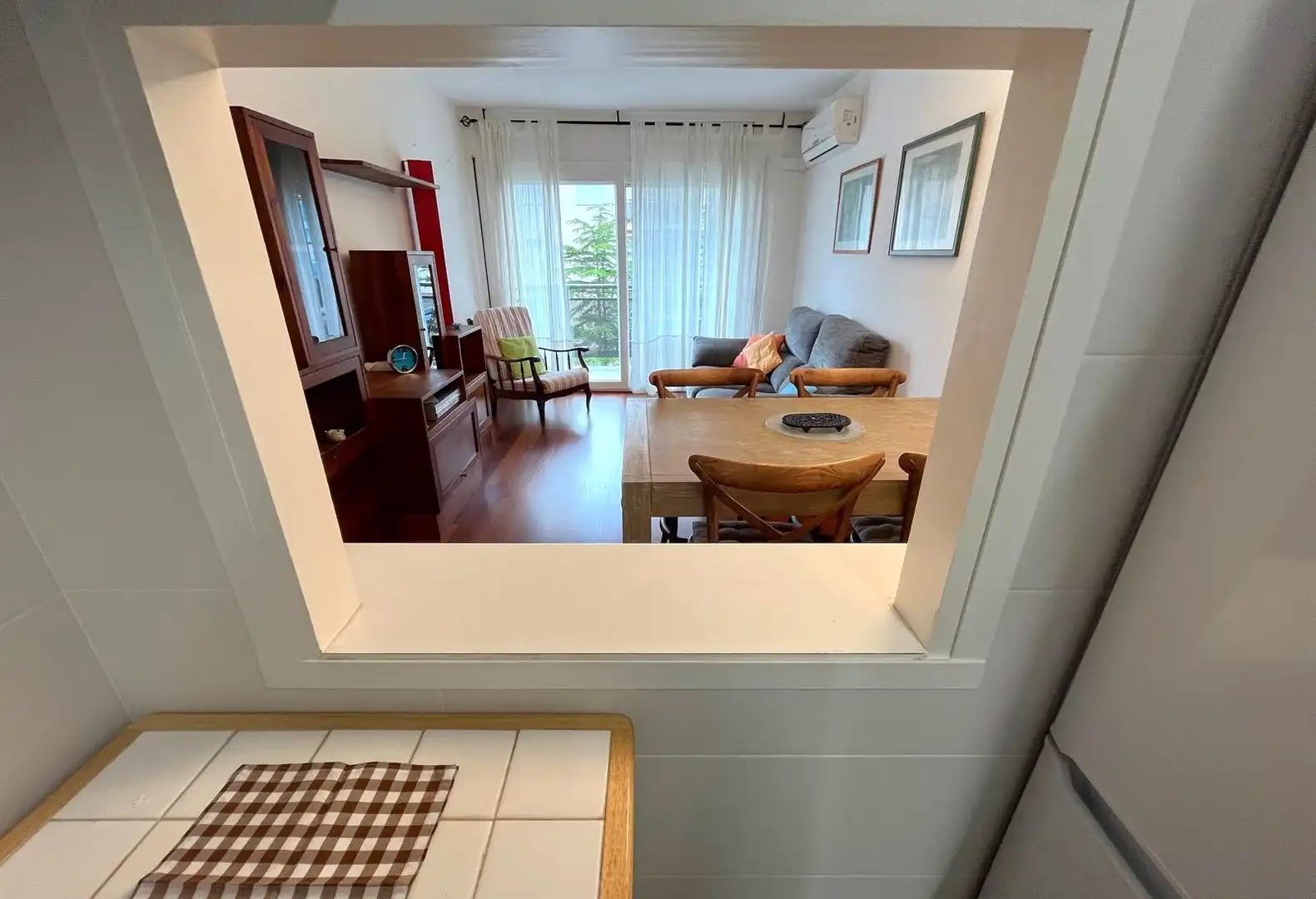 Sala de estar de Piso en venta en Palamós con Aire acondicionado, Calefacción y Parquet