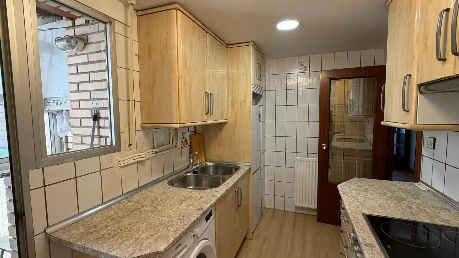 Cocina de Piso de alquiler en Zaragoza con Calefacción, Trastero y Balcón