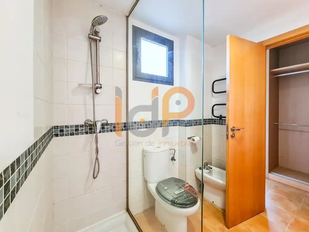 Bathroom of Flat for sale in Vera  with Air Conditioner, Private garden and Community pool