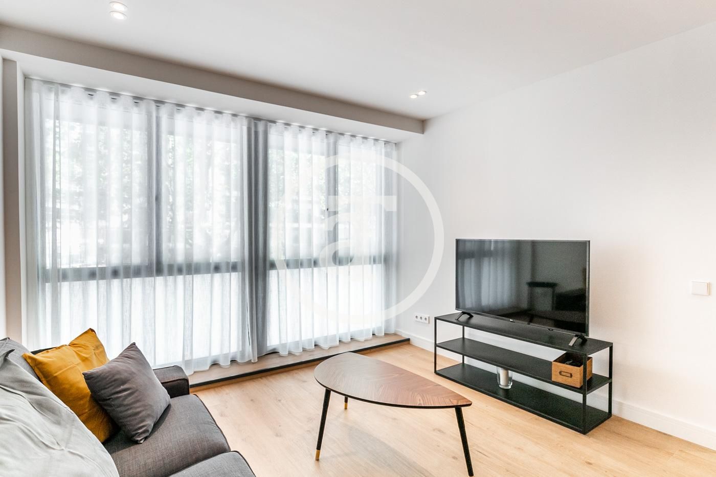Living room of Flat for rent in  Barcelona Capital  with Air Conditioner, Heating and Furnished