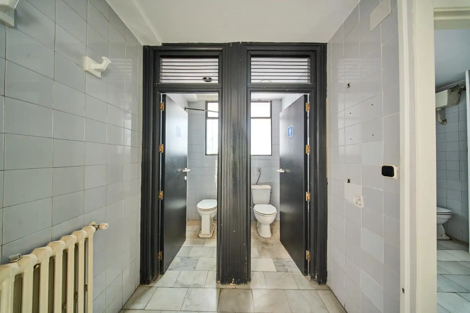 Baño de Piso en venta en Granada con Aire acondicionado y Calefacción