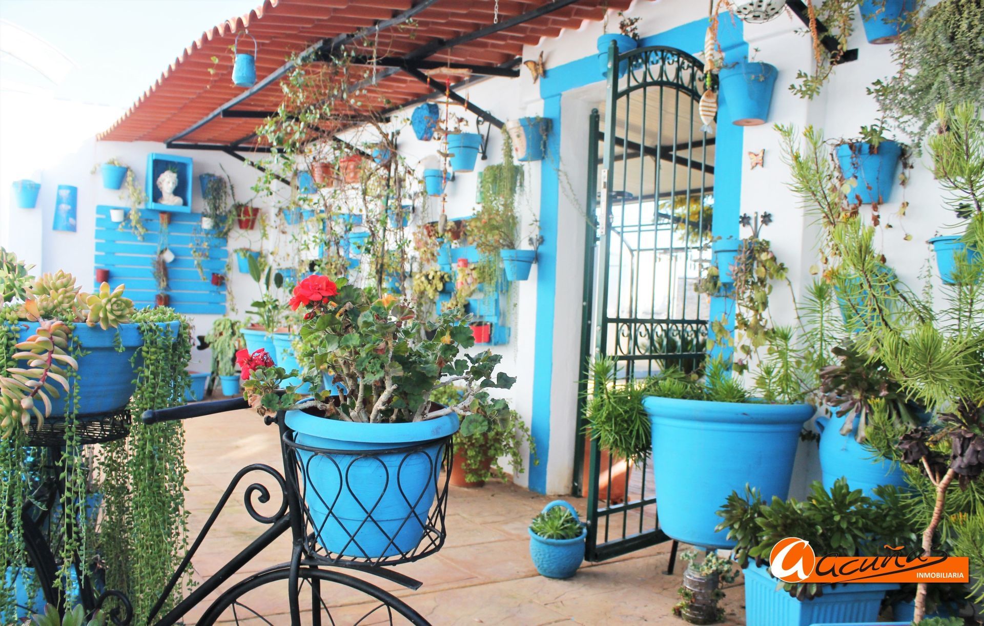 Terrassa de Casa adosada en venda en Antequera amb Aire condicionat, Jardí privat i Traster