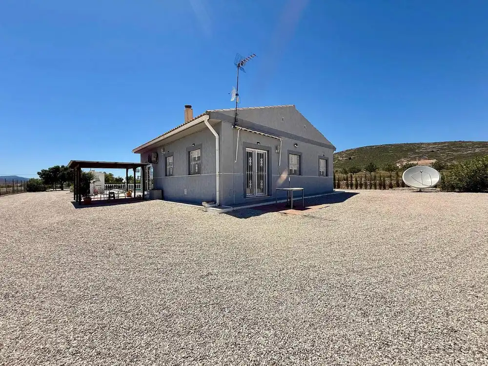 Vista exterior de Casa o xalet en venda en Jumilla amb Aire condicionat
