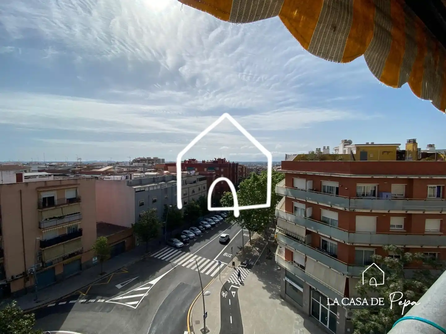 Vista exterior de Pis en venda en Viladecans amb Aire condicionat, Traster i Balcó